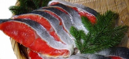 沖獲り極上 天然汐べに鮭／北見 志ま屋