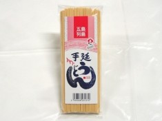 うまか食品の「虹色うどん」日本百選セット